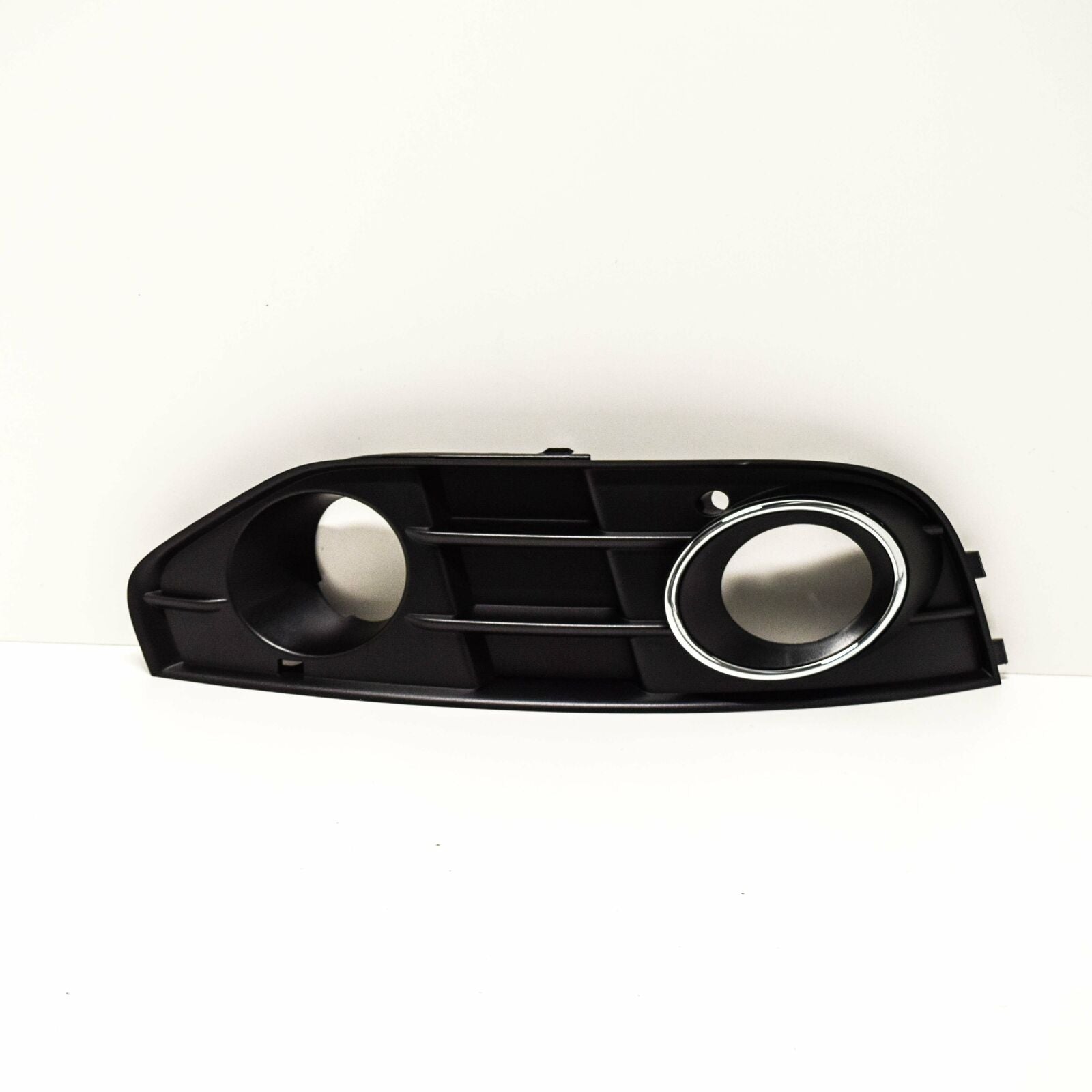 Genuine Audi A4 B8 Front Bumper Right Side Fog Light Grille 8K0807682J01C Original