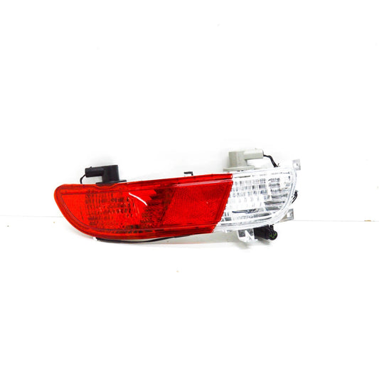 NEW BMW 6 E63 REAR BUMPER REVERSE LAMP LIGHT REFLECTOR RIGHT 63217165816