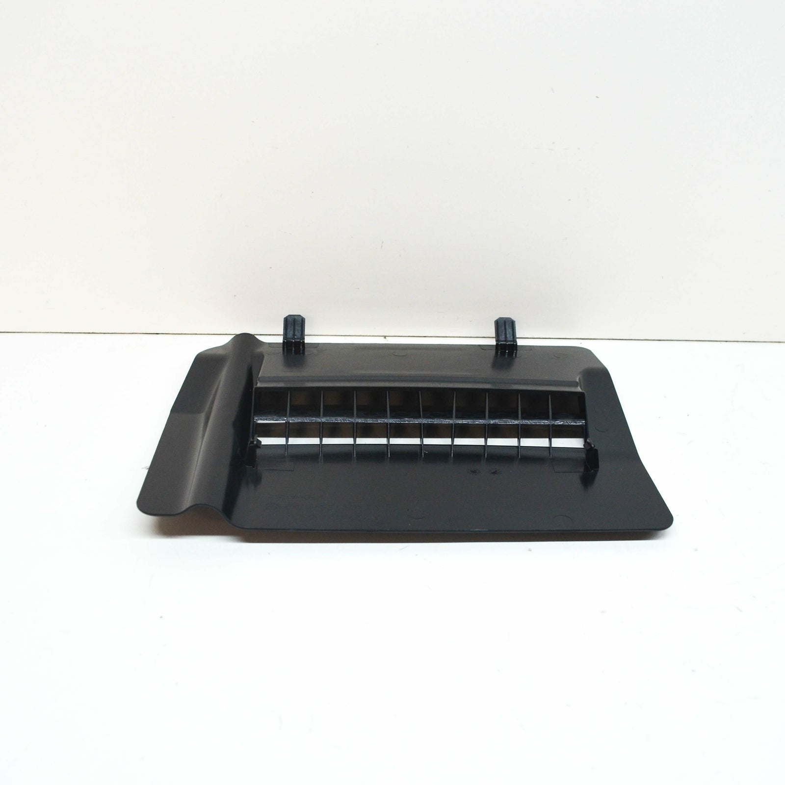 NEW MERCEDES-BENZ S W222 RIGHT AIR FLOW SERRATION A22283110009051 ORIGINAL