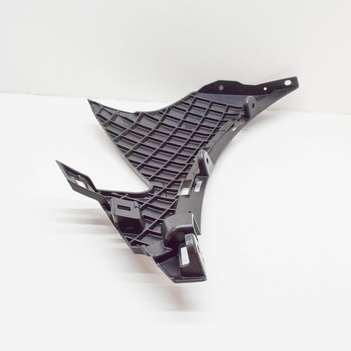 NEW MERCEDES-BENZ GLC X253 FRONT RIGHT BUMPER BRACKET A2538857802 ORIGINAL