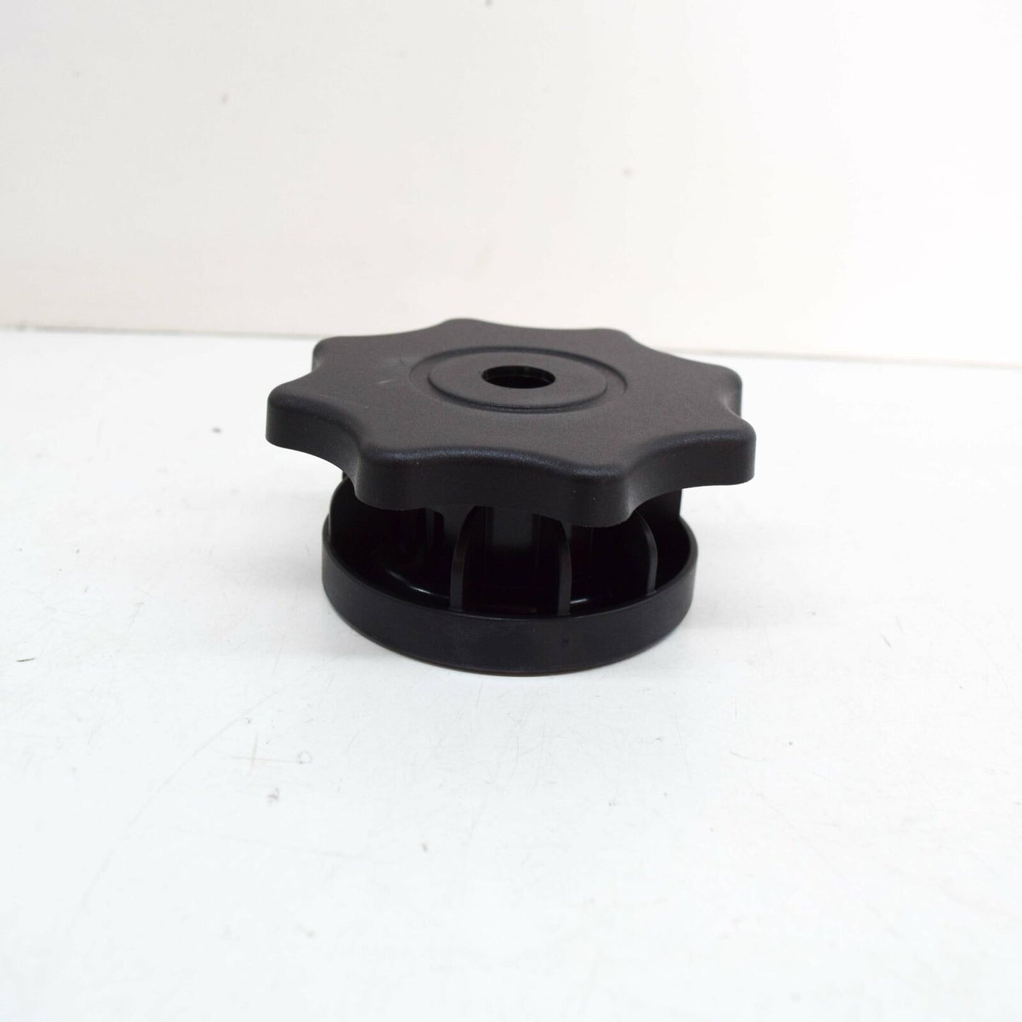 NEW AUDI A1 MK1 SPARE WHEEL MOUNTING NUT 4G0803899 ORIGINAL