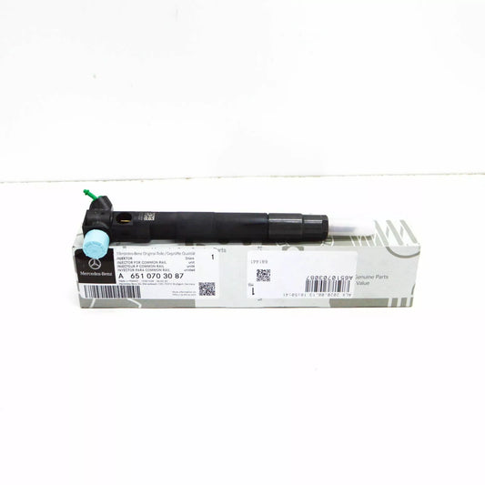 NEW MERCEDES-BENZ SPRINTER 906 FUEL RAIL INJECTOR A6510703087 ORIGINAL