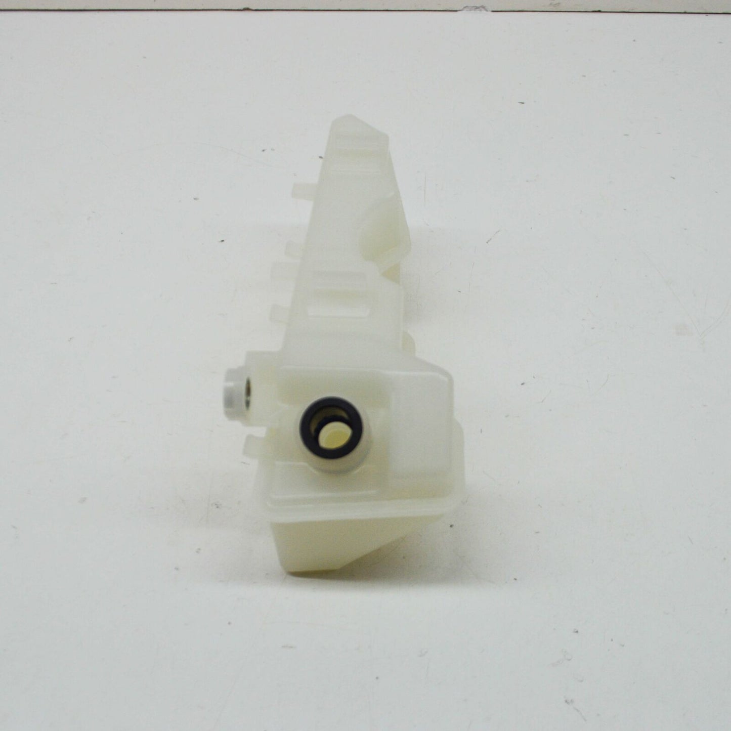 NEW MERCEDES-BENZ C W205 AMG RIGHT LOWER EXPANSION TANK A1772000385 ORIGINAL