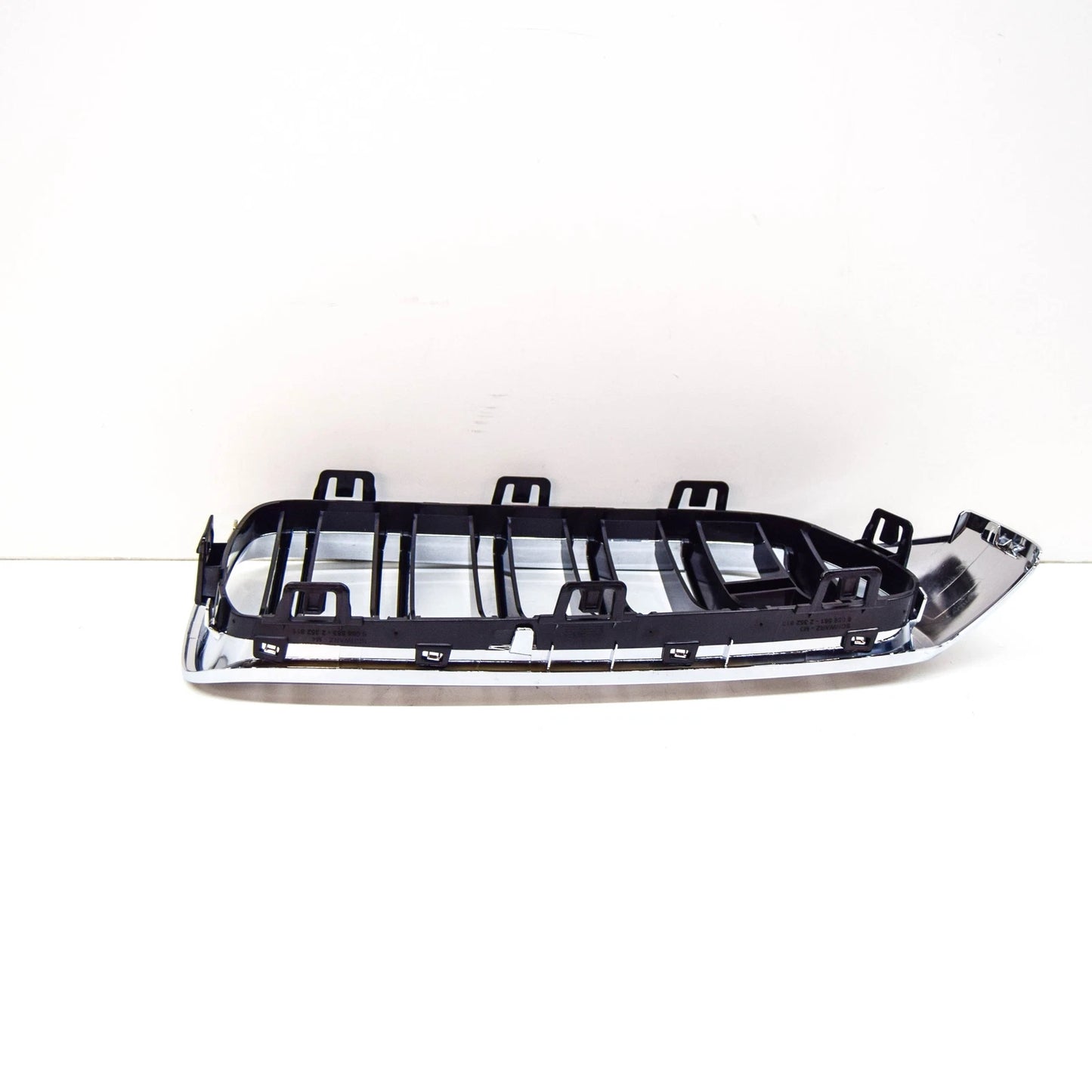 NEW BMW M4 F82 FRONT BUMPER LEFT SIDE GRILLE 51138054331 ORIGINAL