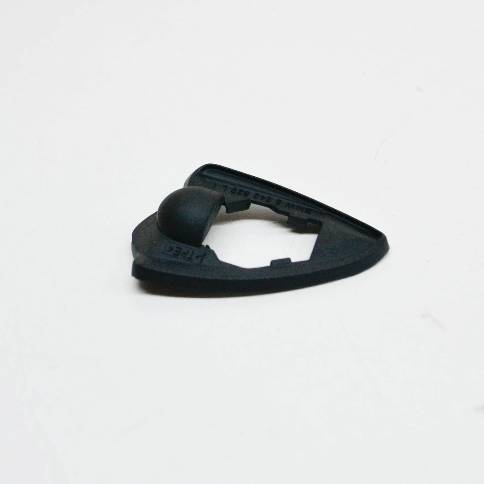 NEW BMW X5 E53 FRONT LEFT DOOR HANDLE LOCK BASE 51218243629 8243629 ORIGINAL