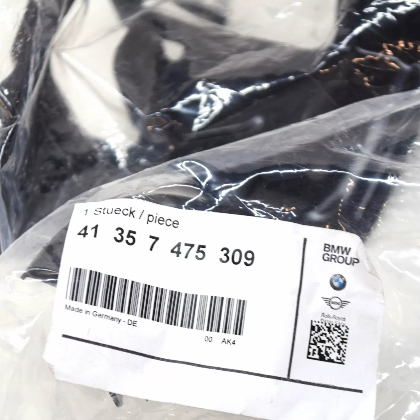 NEW BMW 7 G11 FRONT LEFT SIDE FENDER HOLDER 41357475309 ORIGINAL