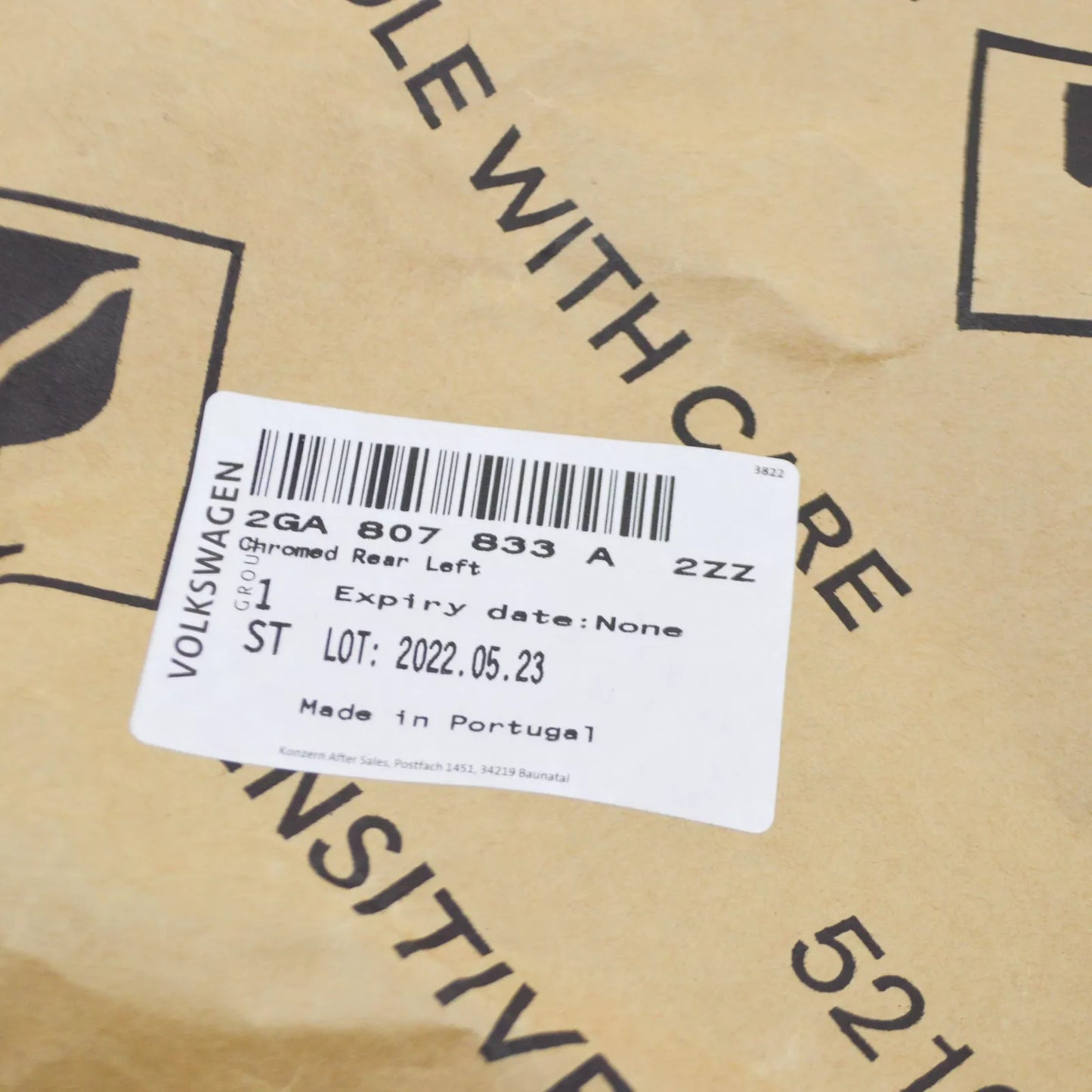 NEW VOLKSWAGEN T-ROC REAR BUMPER CHROME LEFT CORNER TRIM 2GA807833A2ZZ ORIGINAL