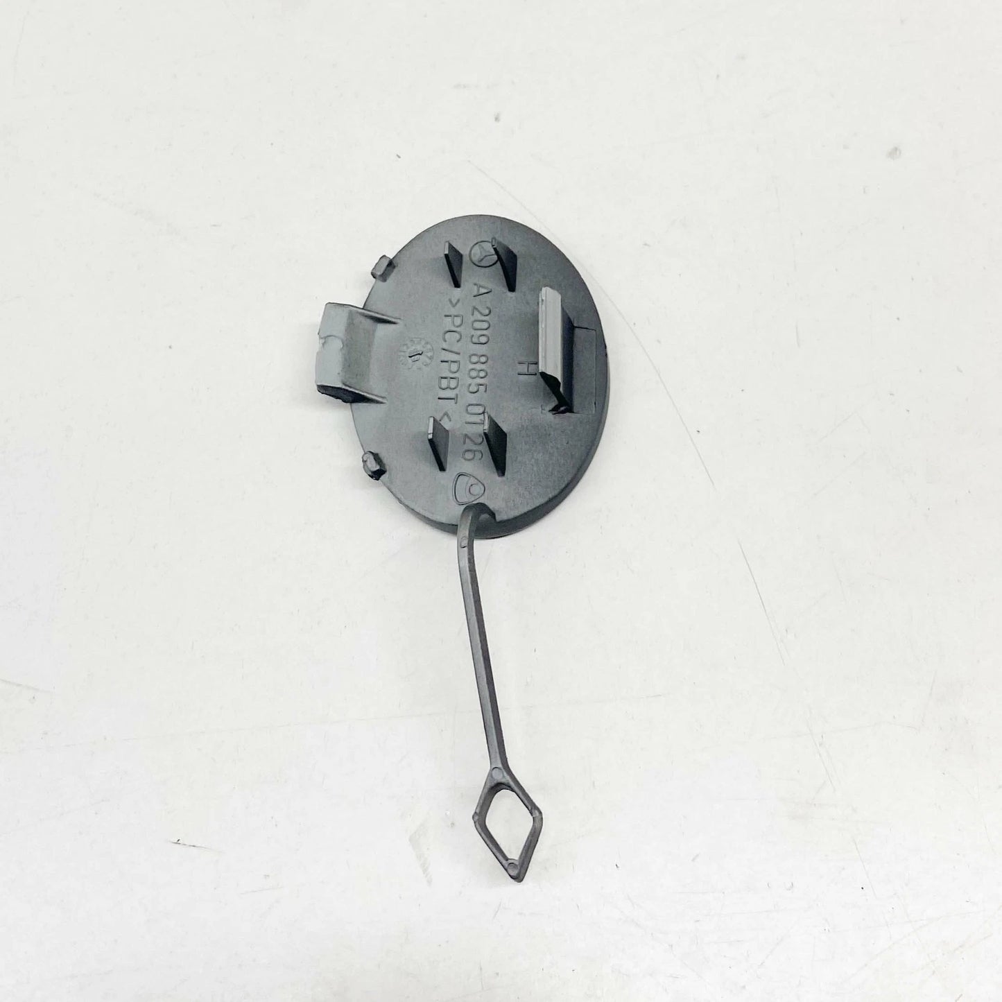 NEW MB CLK C209 REAR BUMPER TOW HOOK PRIMED COVER A20988501269999