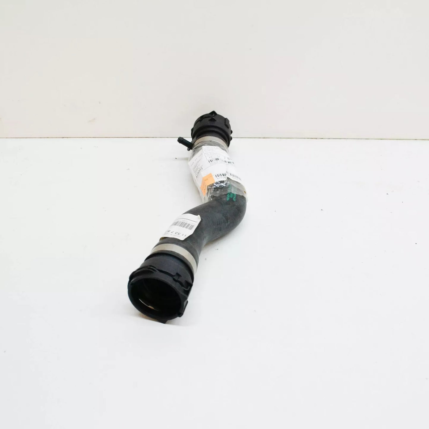 NEW BMW M3 E90 RADIATOR UPPER HOSE 4.0 PETROL 309KW ORIGINAL