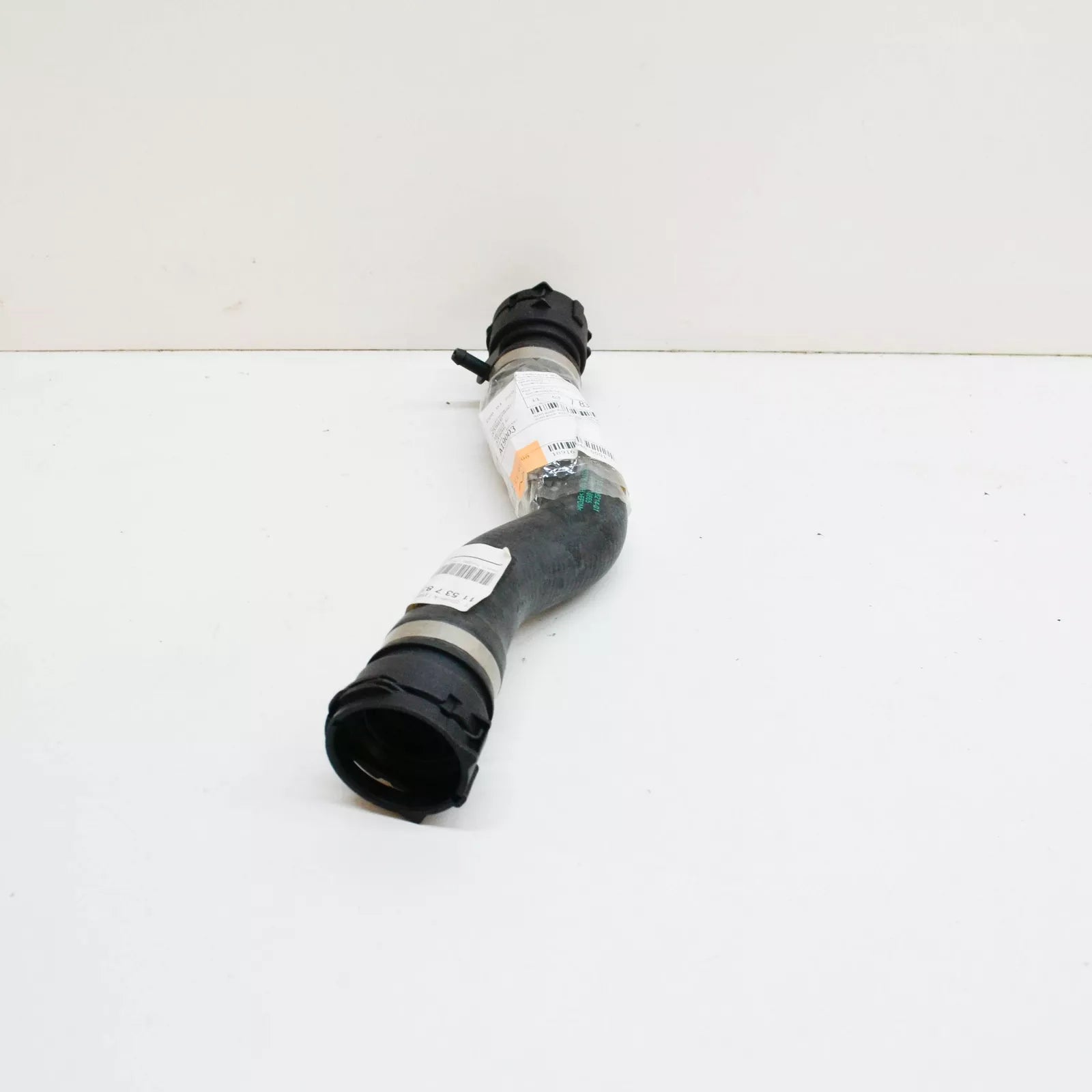 NEW BMW M3 E90 RADIATOR UPPER HOSE 4.0 PETROL 309KW ORIGINAL