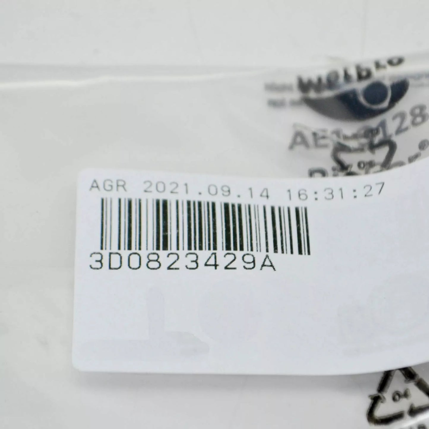 NEW AUDI A4 B7 ENGINE HOOD STOP BUFFER 3D0823429A ORIGINAL