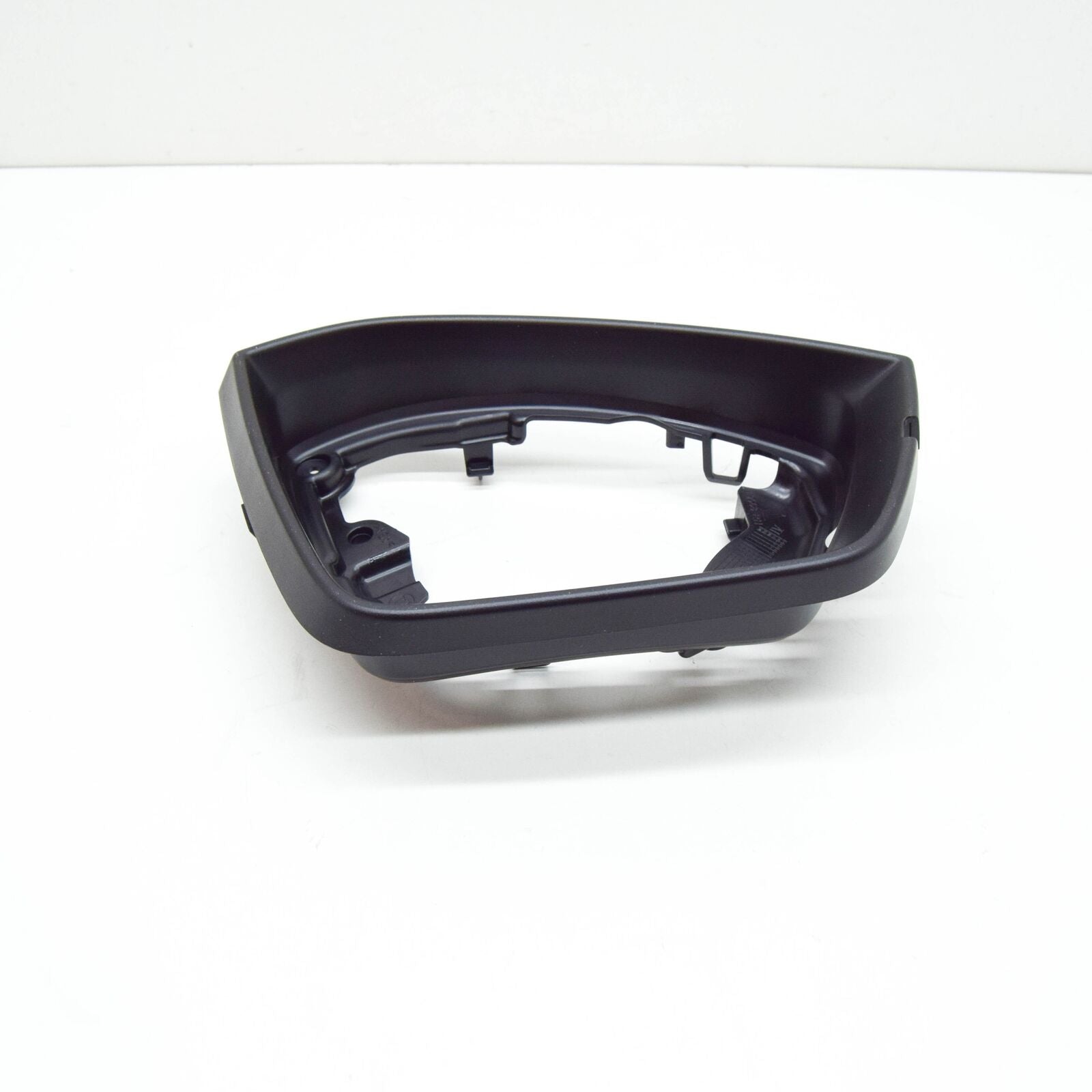 NEW SKODA SUPERB MK3 FRONT RIGHT EXTERIOR MIRROR BEZEL 3V0857532 ORIGINAL