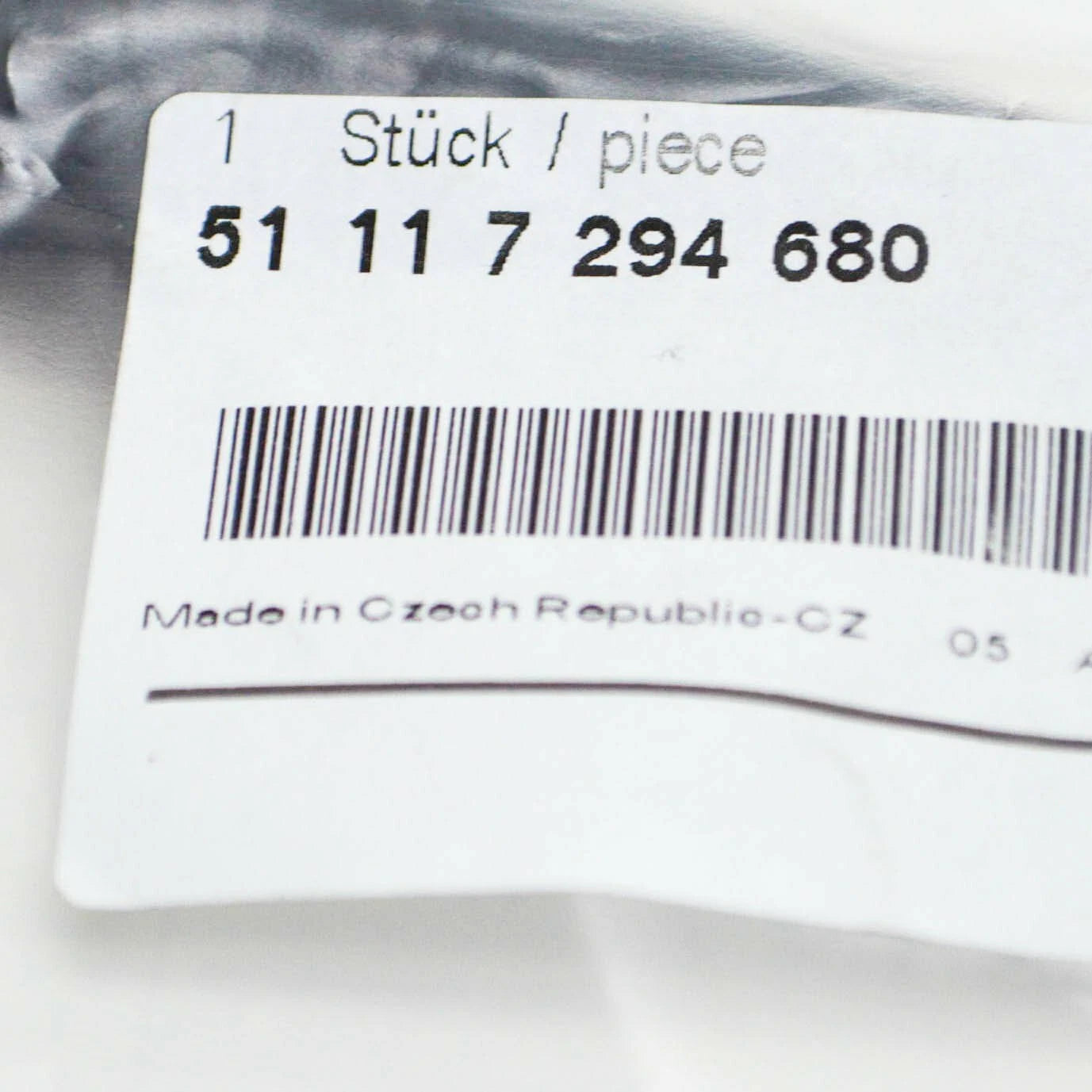 NEW BMW 4 F32 FRONT RIGHT BUMPER UPPER SIDE WALL MOUNT 51117294680 ORIGINAL