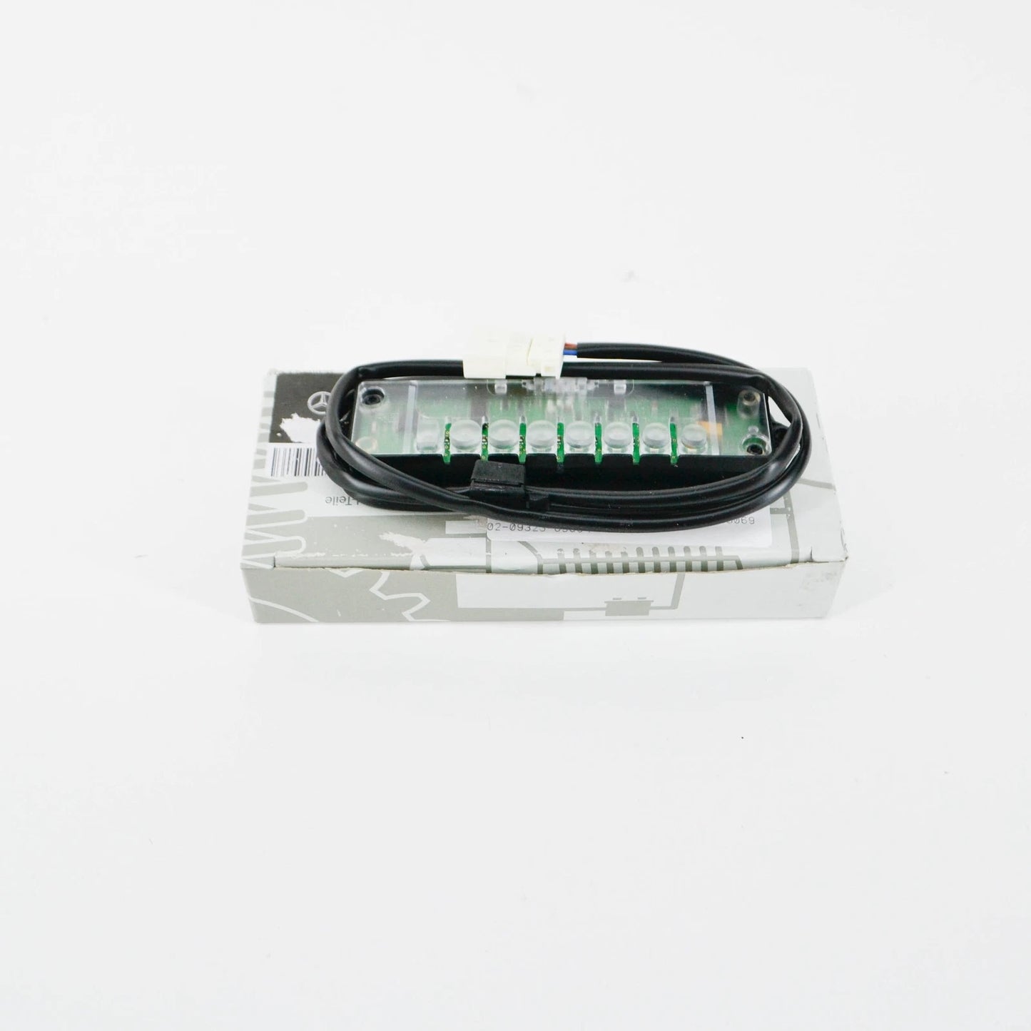 NEW MB SPRINTER W906 FRONT RIGHT DOOR MIRROR WARNING DEVICE A0004400115 ORIGINAL