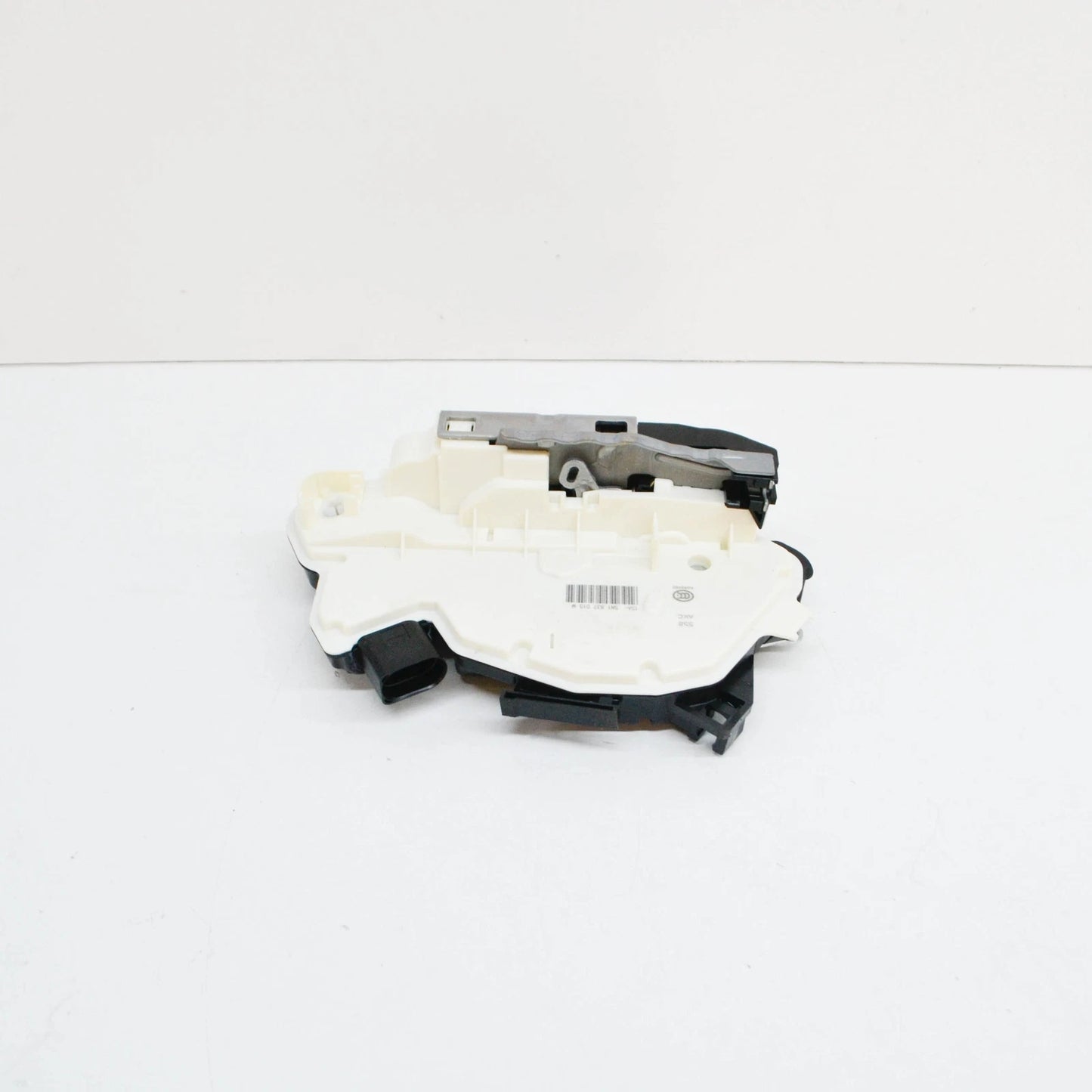 NEW AUDI A1 8X FRONT LEFT DOOR LOCK LHD 5N1837015M ORIGINAL