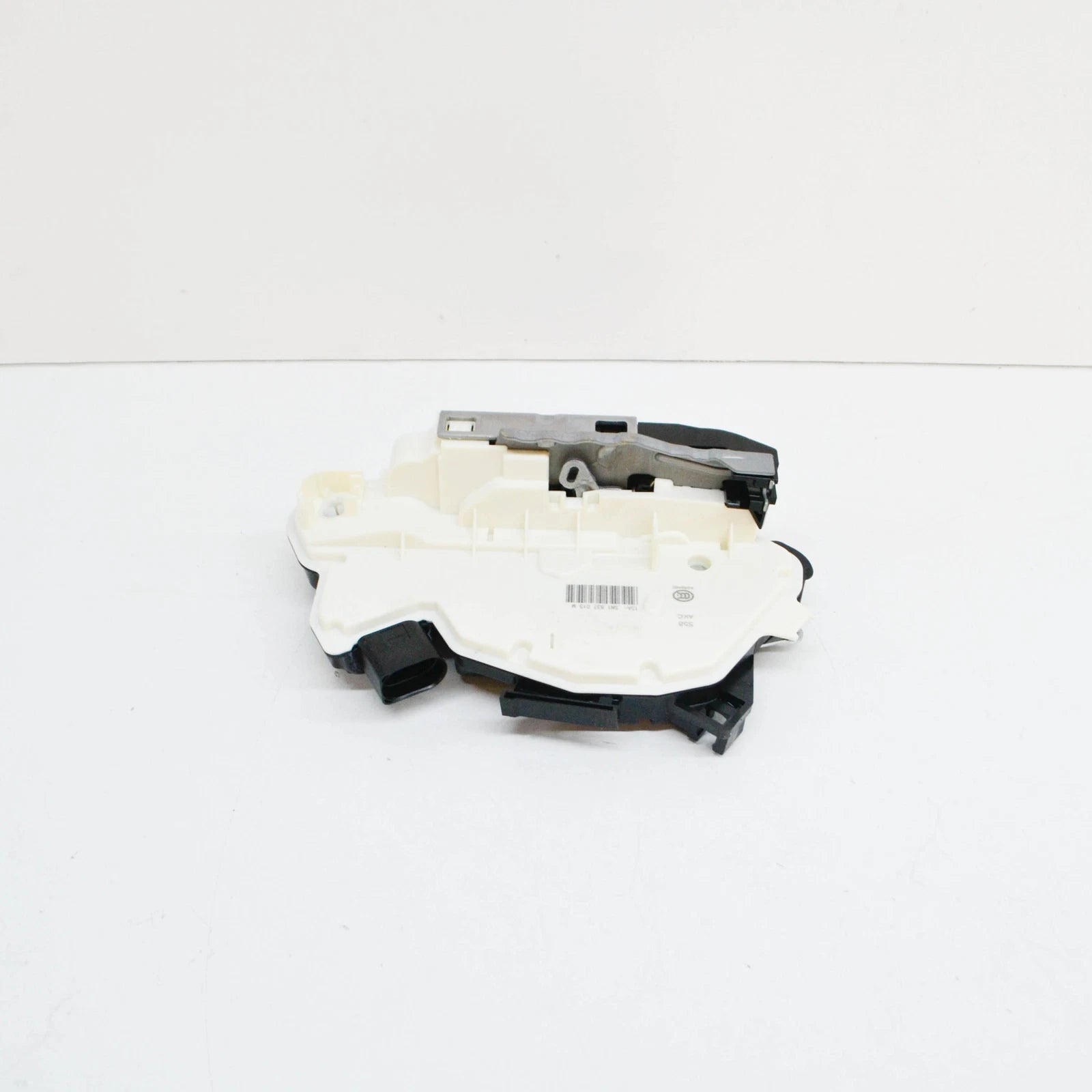 NEW AUDI A1 8X FRONT LEFT DOOR LOCK LHD 5N1837015M ORIGINAL