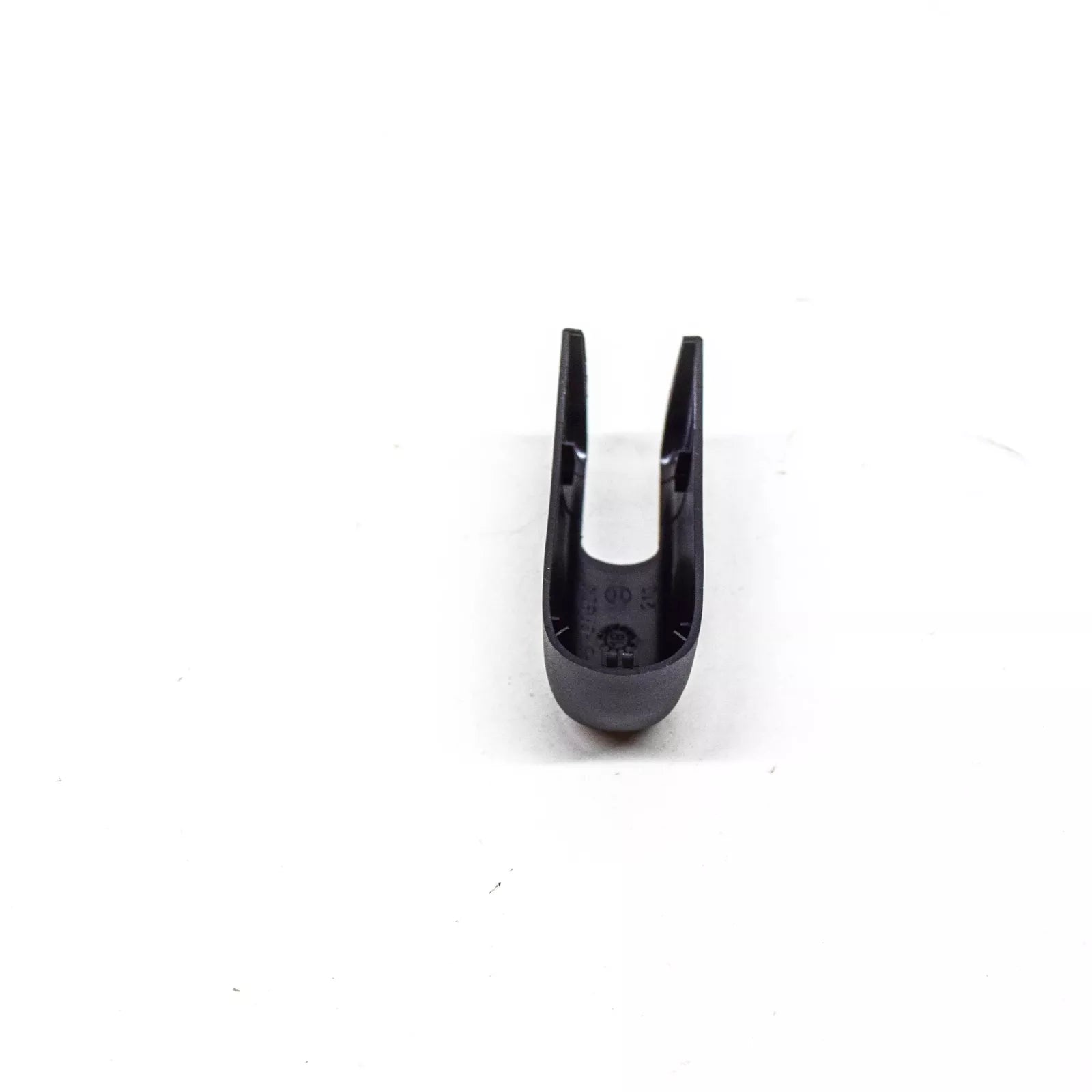NEW BMW X3 E83 WIPER ARM COVER 61623427800 3427800 ORIGINAL
