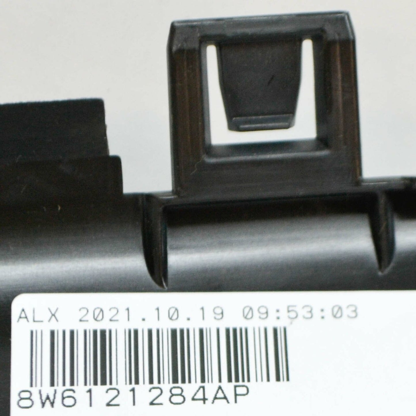 NEW AUDI S5 8W6 RIGHT OUTER RADIATOR SUPPORT BAFFLE 8W6121284AP ORIGINAL