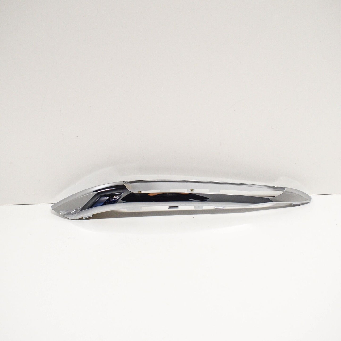NEW MERCEDES BENZ B W246 FRONT LEFT CHROME BUMPER MOLDING A2428850174 ORIGINAL