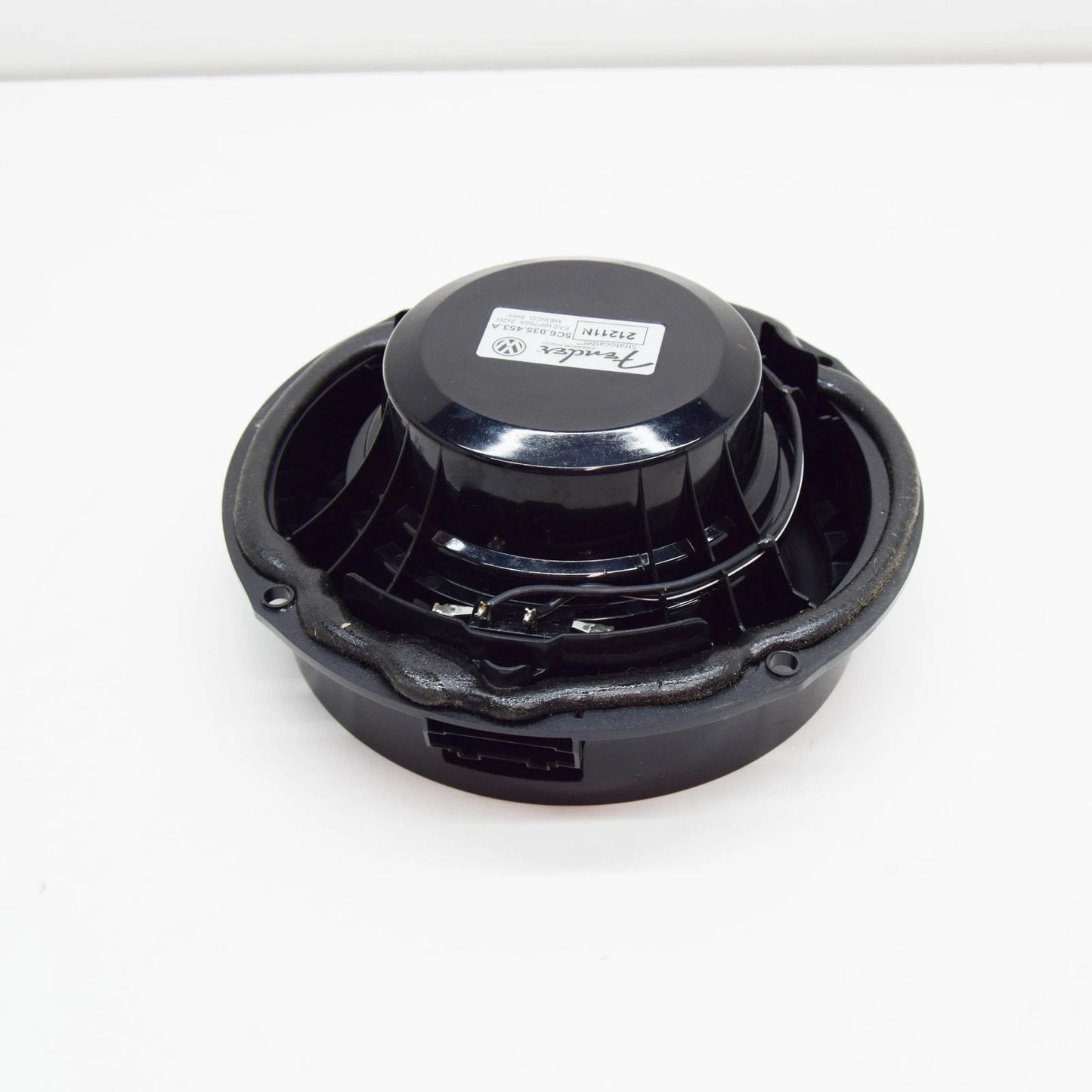 NEW VOLKSWAGEN JETTA A6 FRONT DOOR BASS LOUDSPEAKER 5C6035453A ORIGINAL