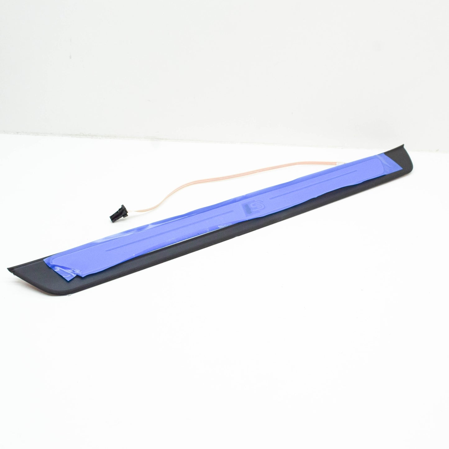 NEW AUDI A6 C8 AVANT FRONT LEFT SILL TRIM 4K0947405A ORIGINAL