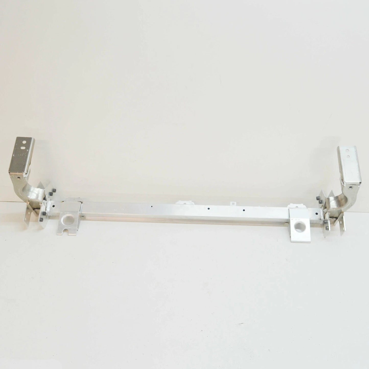 NEW MERCEDES-BENZ B-CLASS W246 FRONT REINFORCEMENT BAR A2466200019