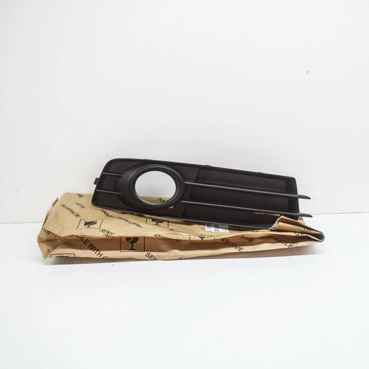 NEW AUDI A3 S3 8P FRONT RIGHT FOG LIGHT GRILLE 8P0807682FZDE