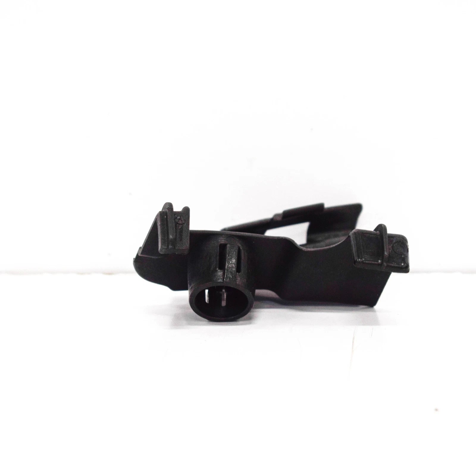 NEW BMW 3 E92 HEADLIGHT WASHER CLEANING HOSE CLAMP 61677174806 ORIGINAL