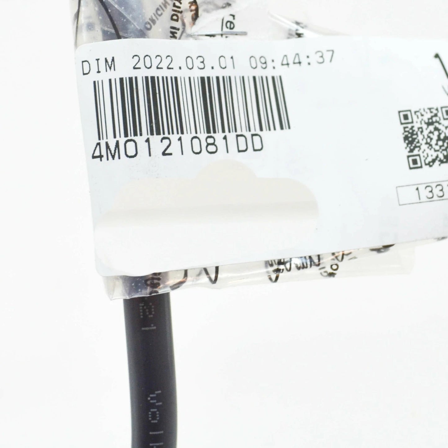 NEW AUDI Q8 ENGINE COOLANT HOSE PIPE 4M0121081DD ORIGINAL