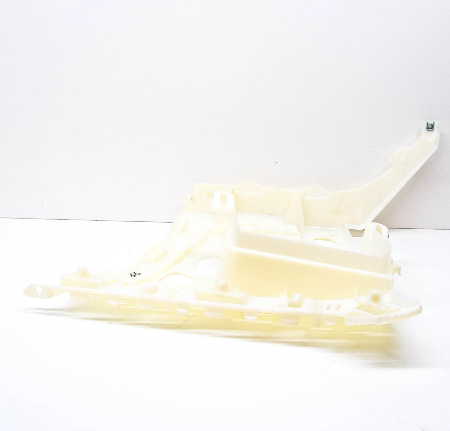 NEW BMW M4 CABRIO F83 REAR LEFT BUMPER BRACKET 51128054287 8054287 ORIGINAL