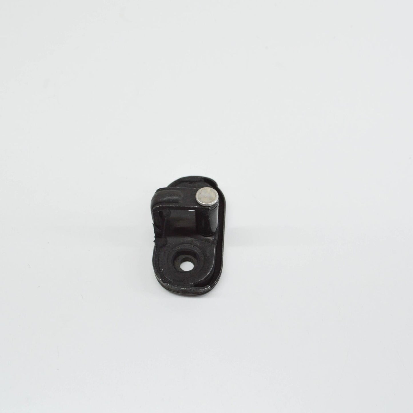 NEW VOLKSWAGEN GOLF MK8 CD1 LIFTGATE LOCK STRIKER PLATE LOWER 2G6827517A