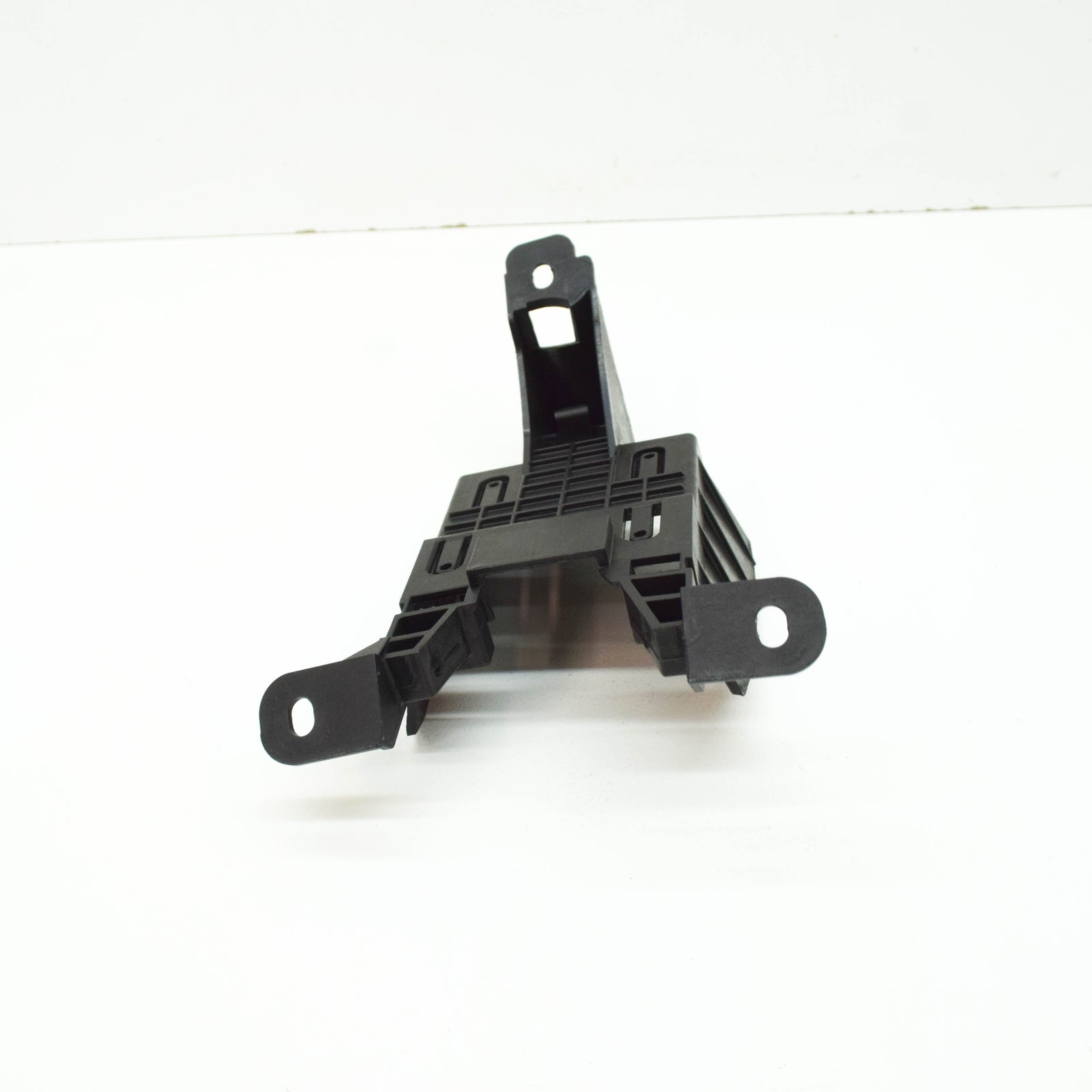 NEW VW TIGUAN AD1 BLIND SPOT DETECTION WARNING SENSOR BRACKET 5NA907456A