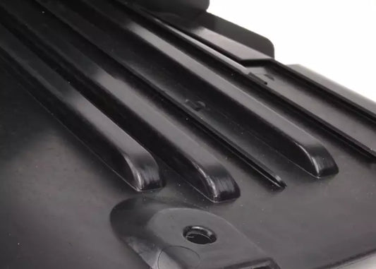 NEW BMW 6 E63 FRONT RIGHT WHEEL HOUSING BOTTOM COVER 7052474 51717052474