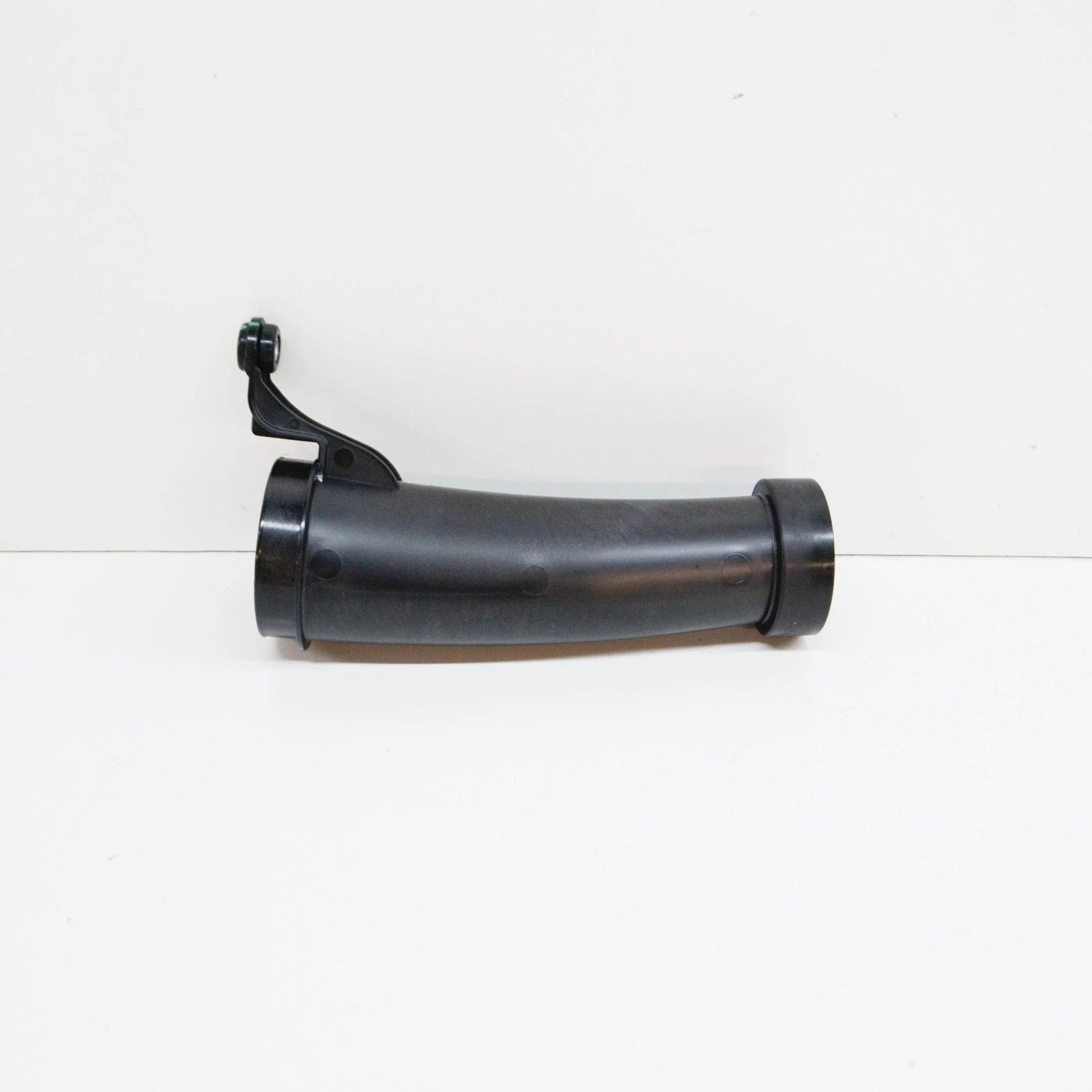 NEW BMW M3 F80 LOWER AIR DUCT TUBE PIPE 13717846272 7846272 ORIGINAL