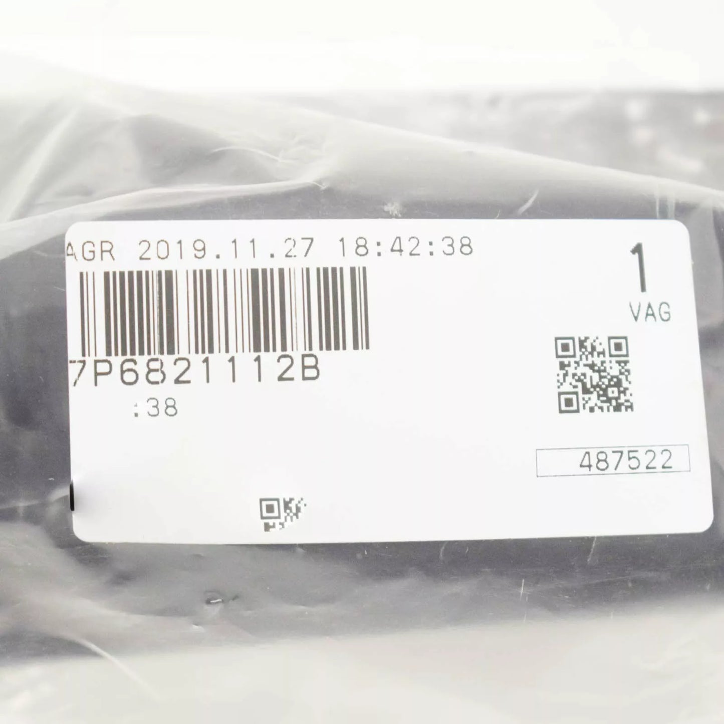 NEW VOLKSWAGEN TOUAREG 7P FENDER FILLER PANEL END PLATE 7P6821112B ORIGINAL