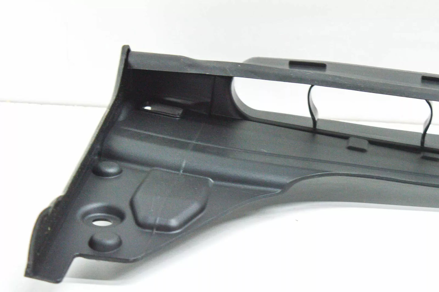 NEW MERCEDES-BENZ C-CLASS W205 COLD AIR INTAKE A2055000155 ORIGINAL