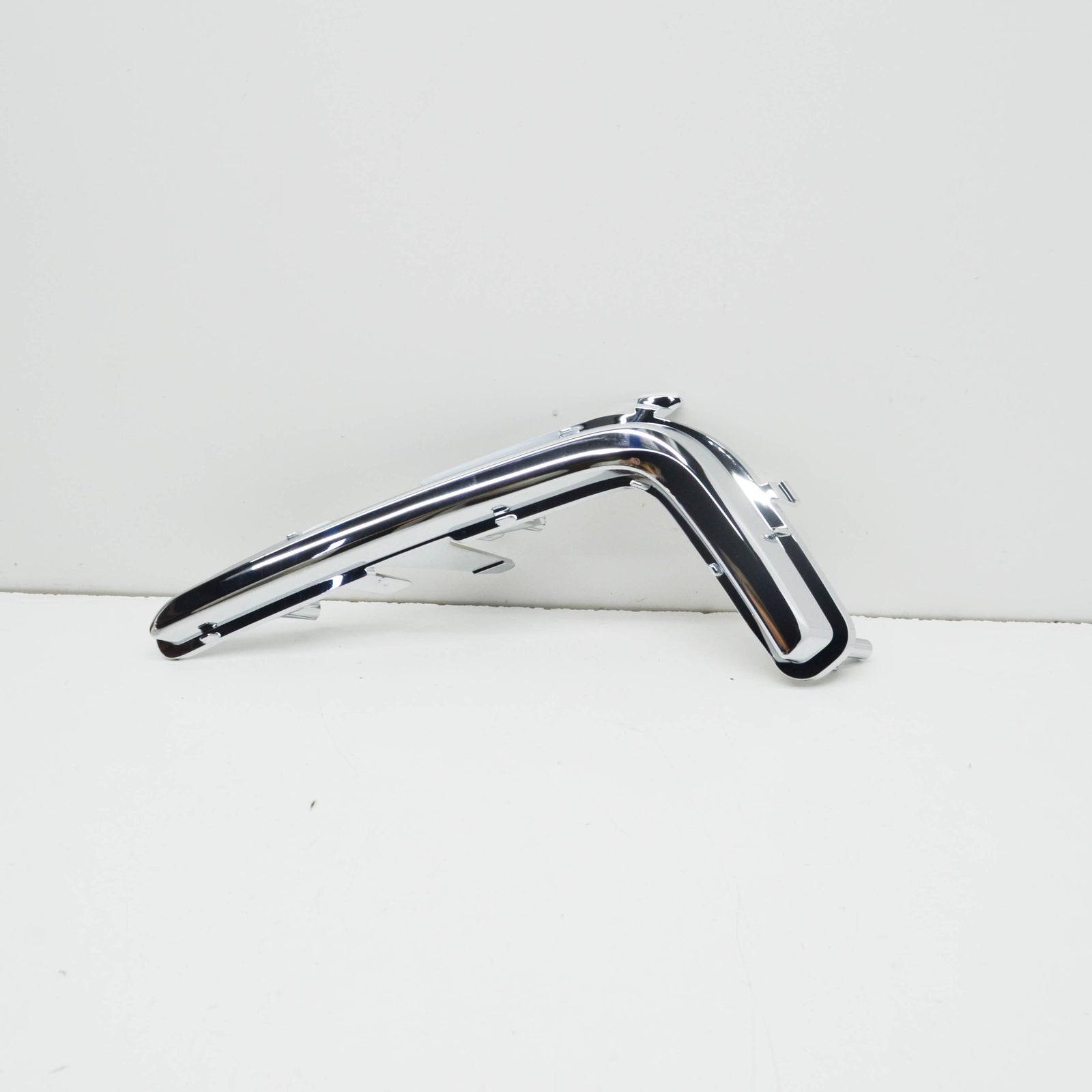 new ford mondeo mk5 front left fog lamp grille trim 2385484 original