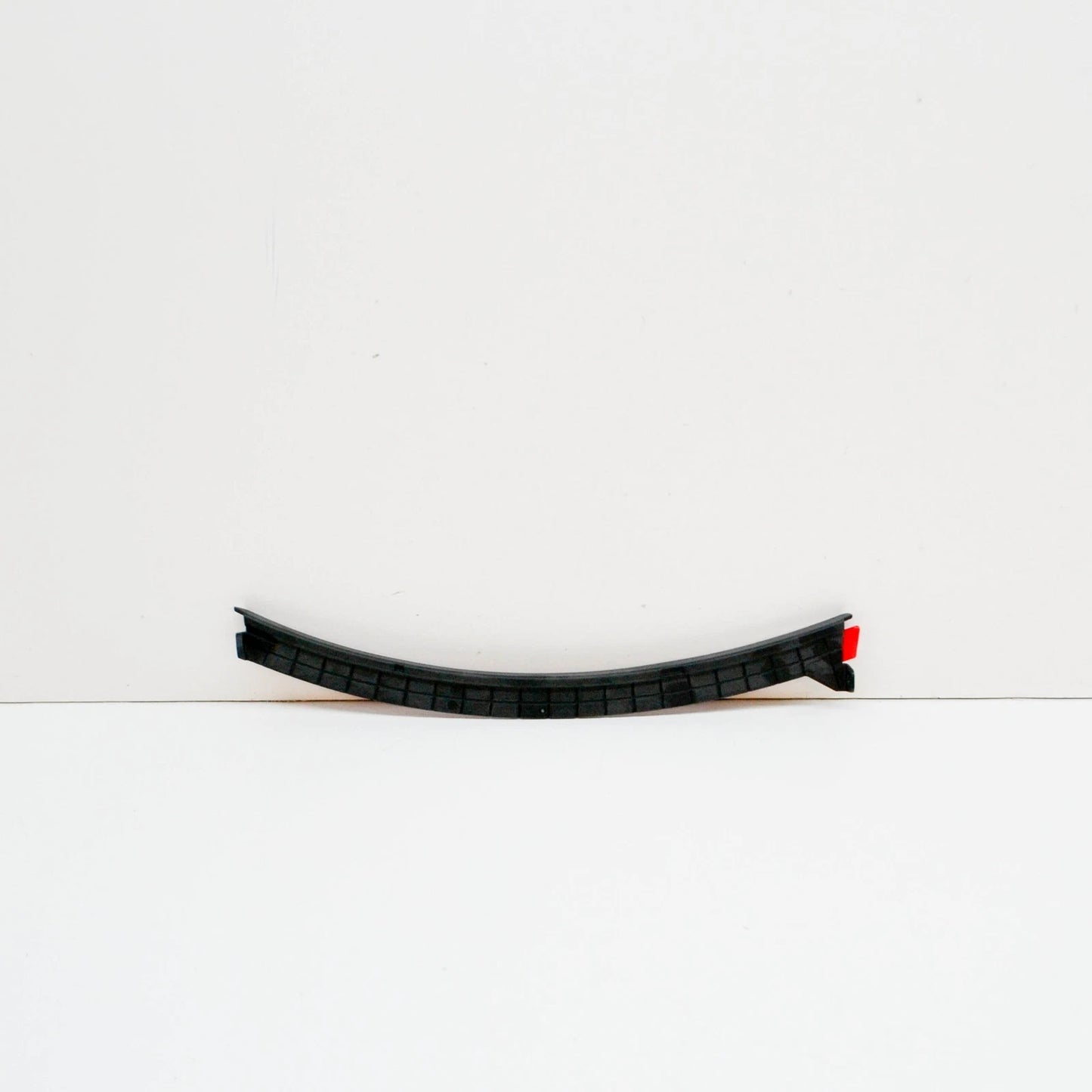 NEW BMW I8 I12 ROCKER PANEL RIGHT REAR COVER 51777354946 7354946 ORIGINAL