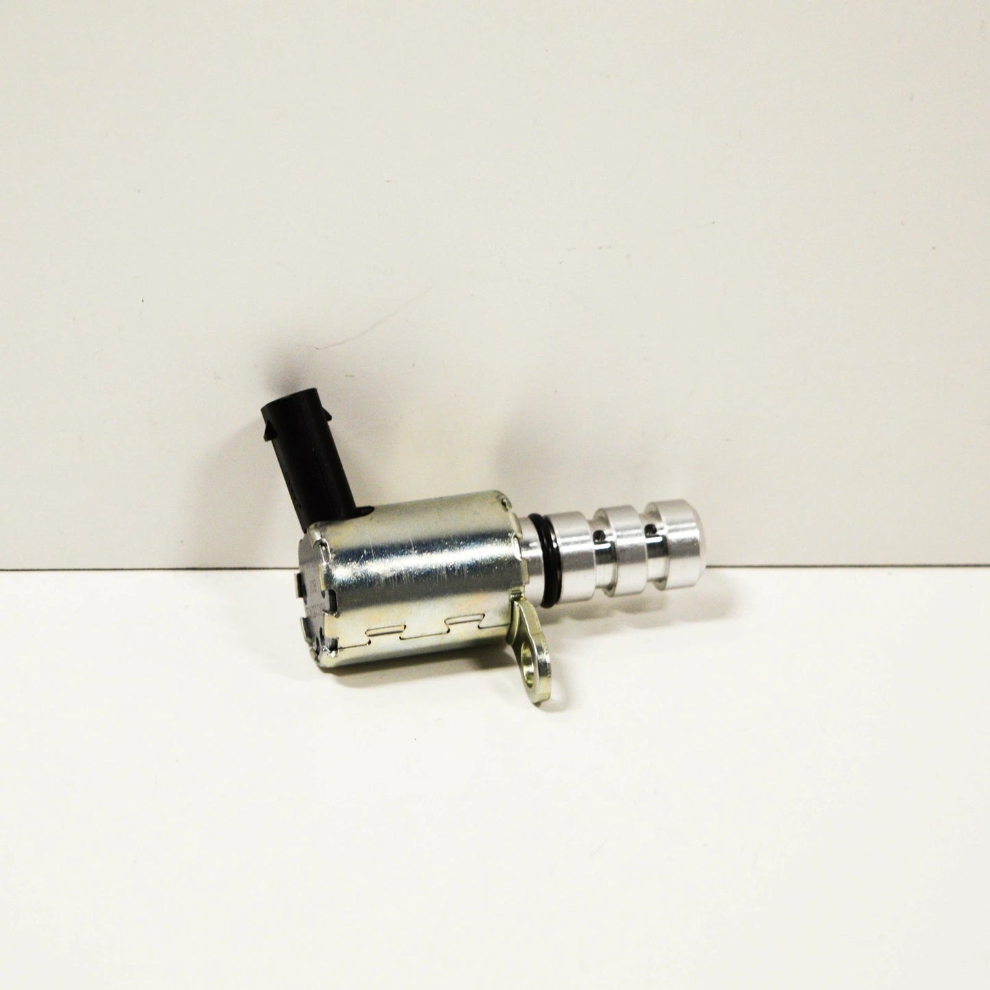 NEW AUDI A4 B8 OIL PRESSURE CONTROL VALVE 06K115243L