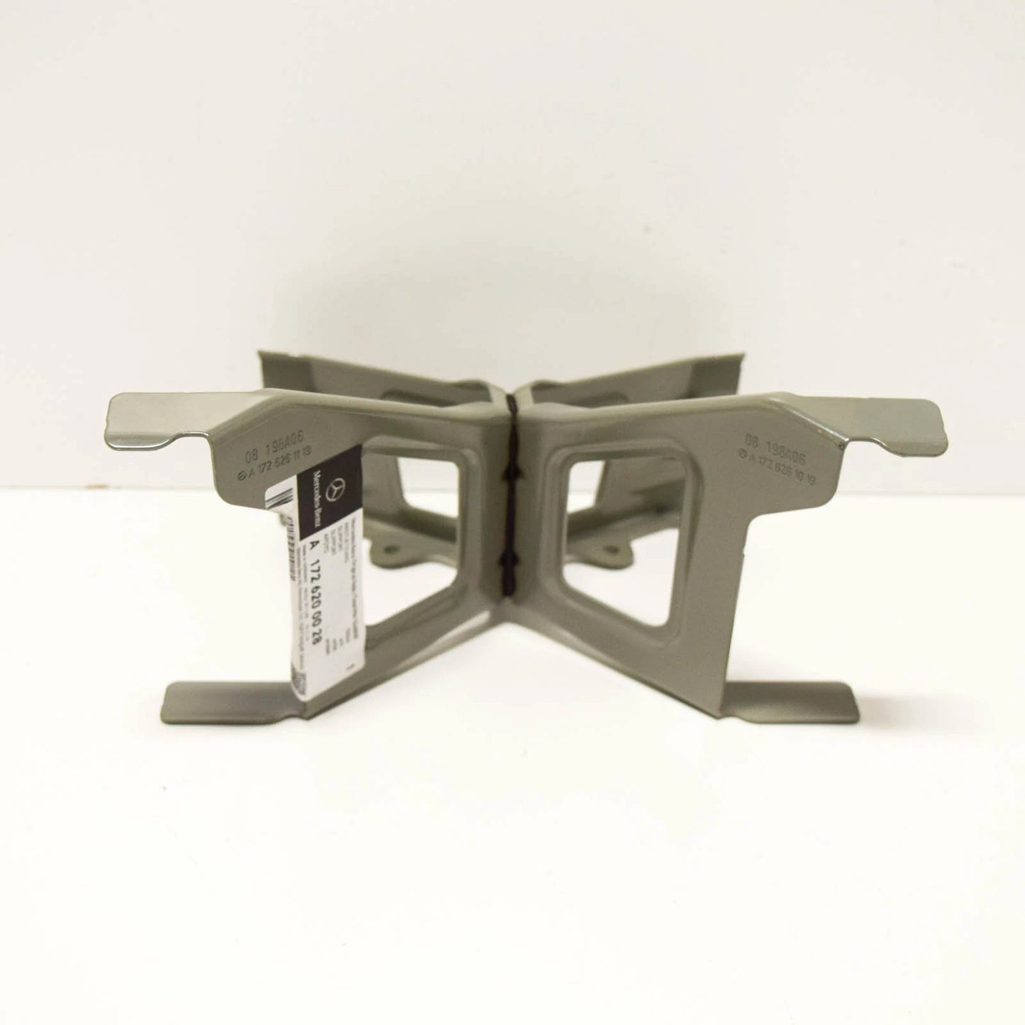 NEW MERCEDES-BENZ SLK R172 FRONT REINFORCEMENT BAR SUPPORT A1726200028