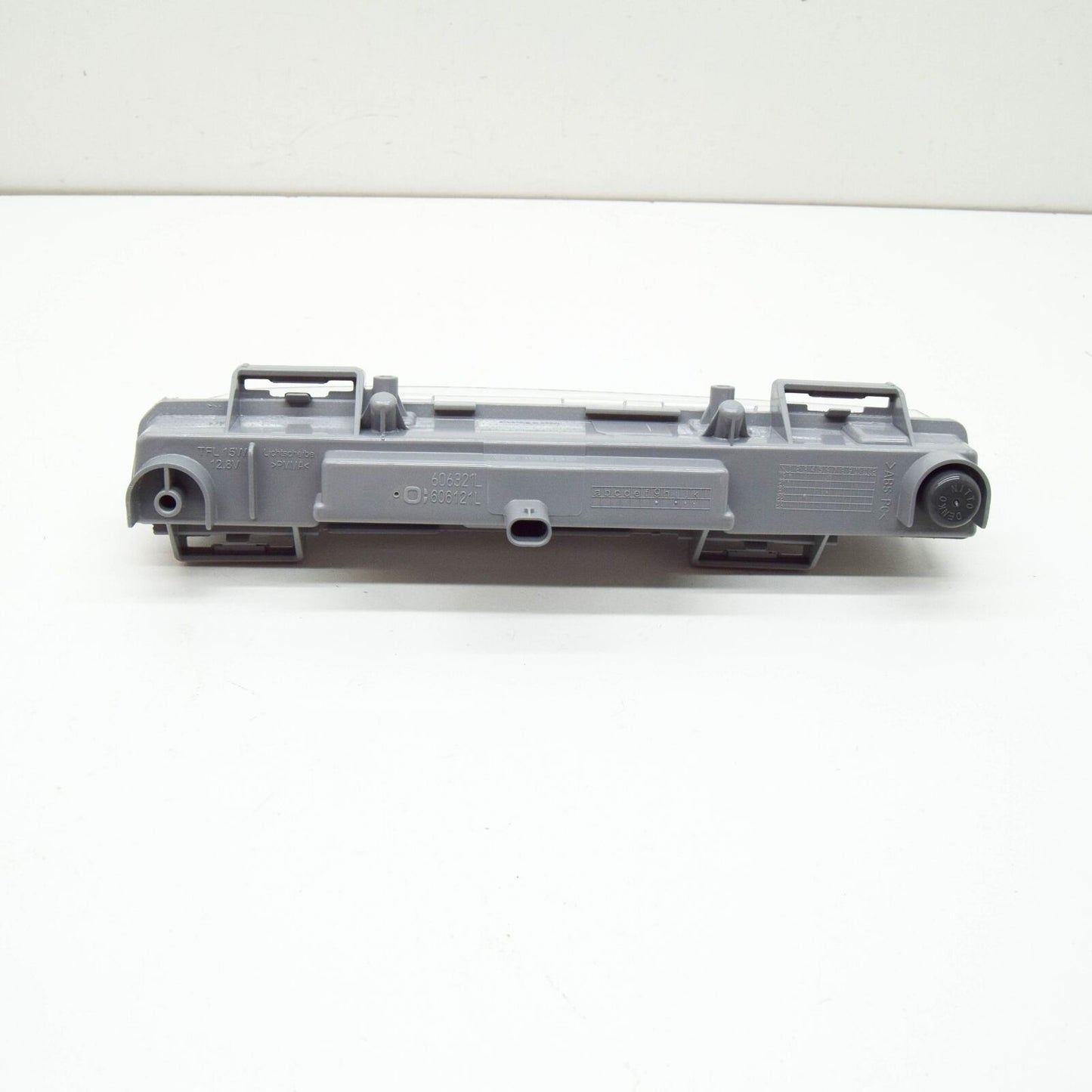 NEW MERCEDES BENZ C W204 FRONT LEFT DAYTIME RUNNING LIGHT A2049064802 ORIGINAL