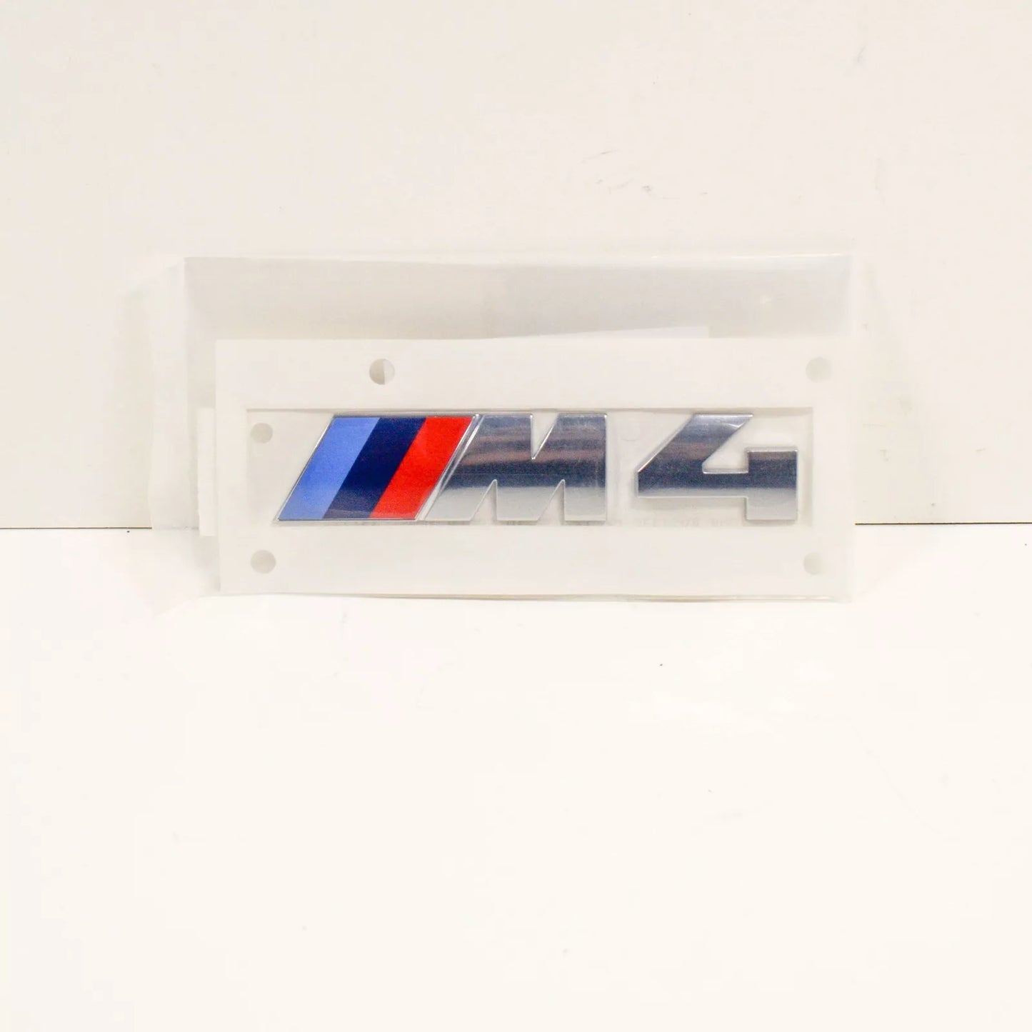 NEW BMW M4 F82 M4 LABEL BADGE EMBLEM STICKER 51138054330 8054330 2015 ORIGINAL