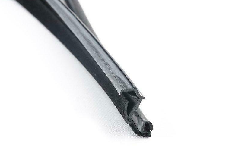 new vw golf mk5 rear right door window guide channel 1k6839432g5ap original