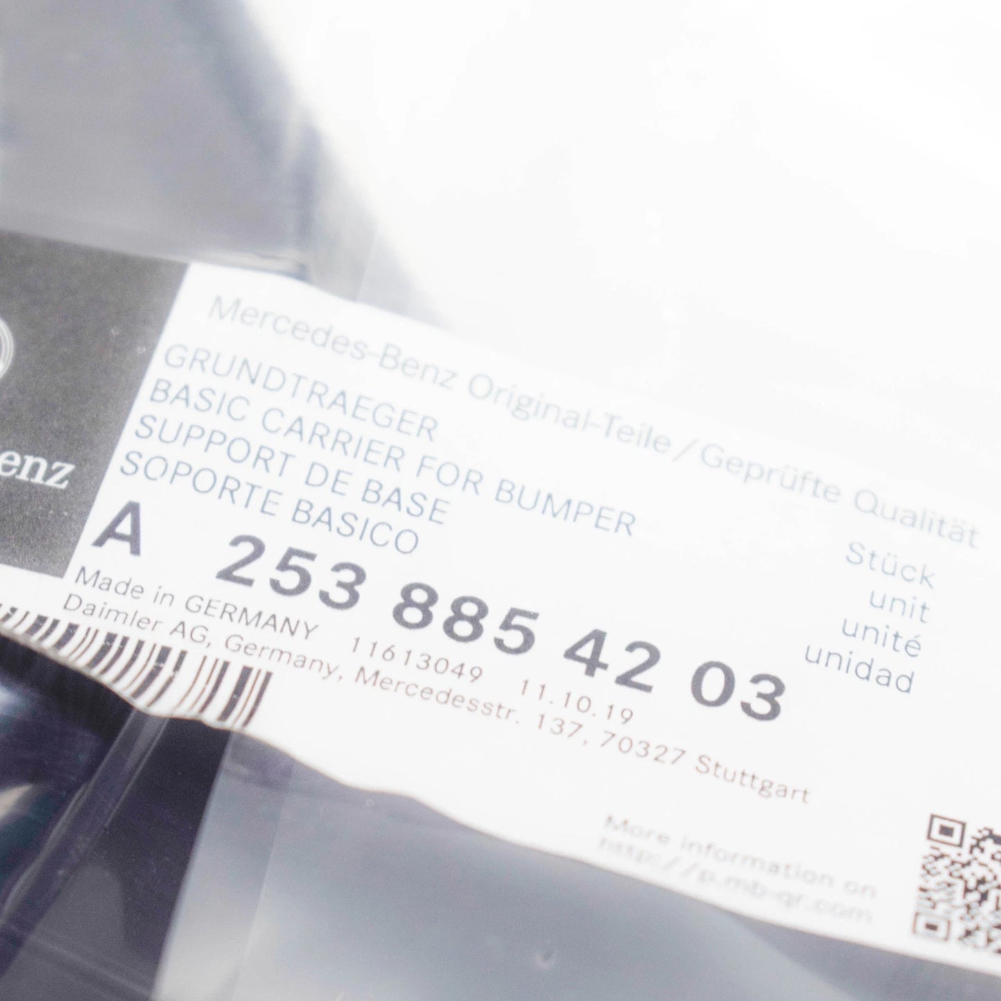 NEW MB GLC C253 AMG FRONT BUMPER LEFT BASIC MOUNTING A2538854203