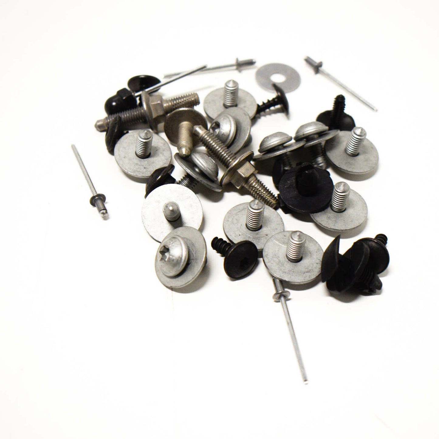 NEW AUDI A5 8W6 FRONT FENDER HARDWARE KIT 8W6098625 ORIGINAL