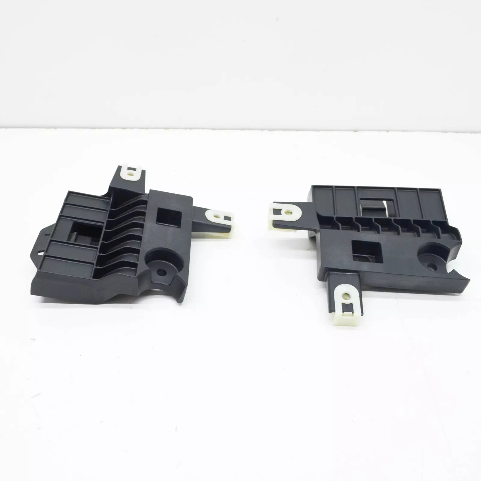 NEW BMW M4 COUPE G82 ENGINE OIL COOLER BRACKET REPAIR KIT 17219501958 ORIGINAL