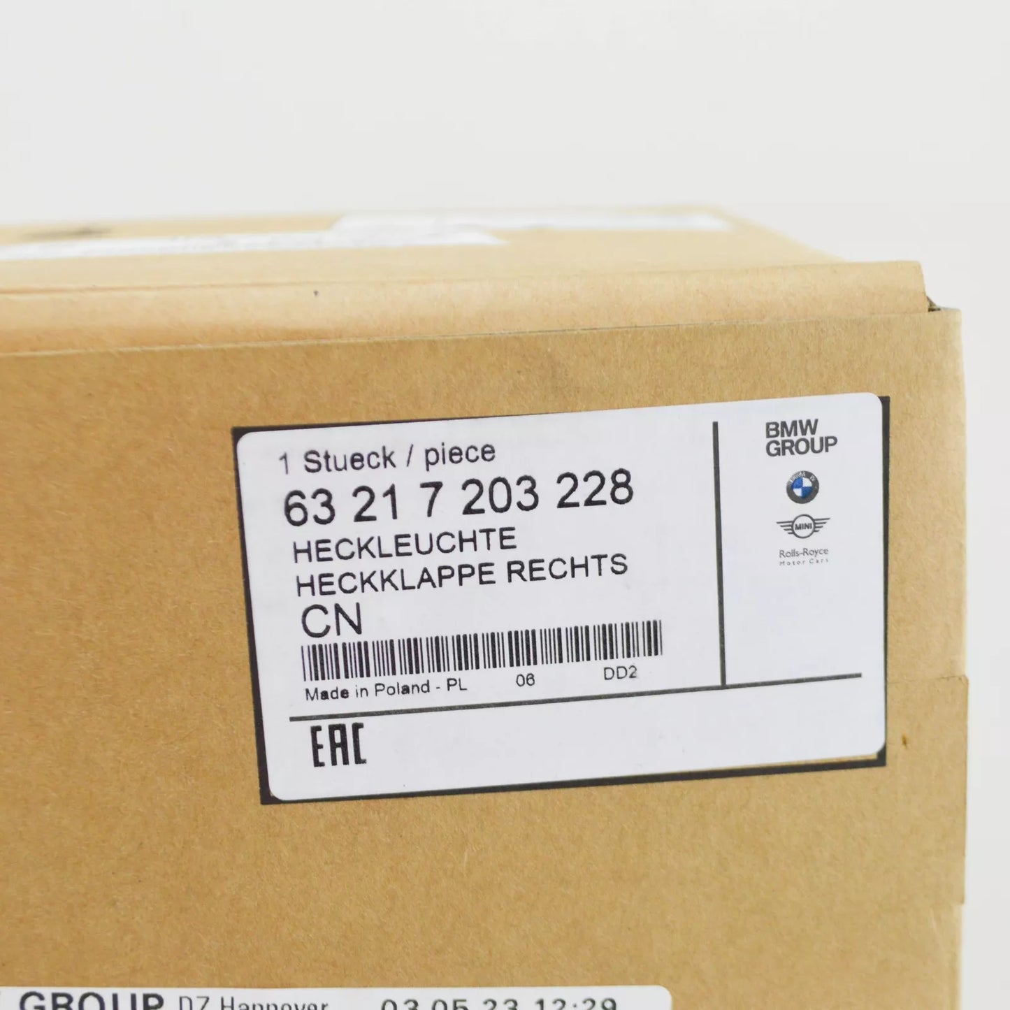 NEW BMW 5 F11 REAR RIGHT TRUNK BOOT LID TAIL LIGHT 63217203228 ORIGINAL