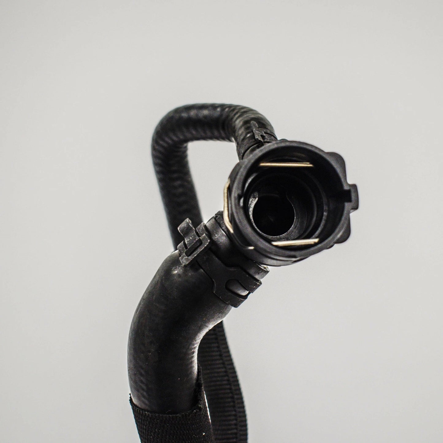 NEW AUDI A3 8V COOLANT PIPE HOSE 5Q0122157AK