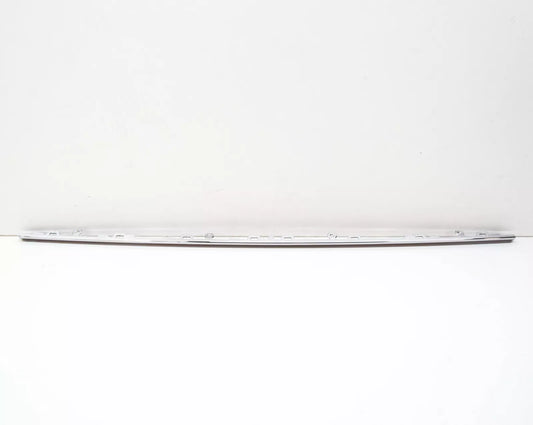 NEW VW PASSAT B7 R-LINE FRONT LOWER CENTRE GRILLE TRIM 3AA8537652ZZ