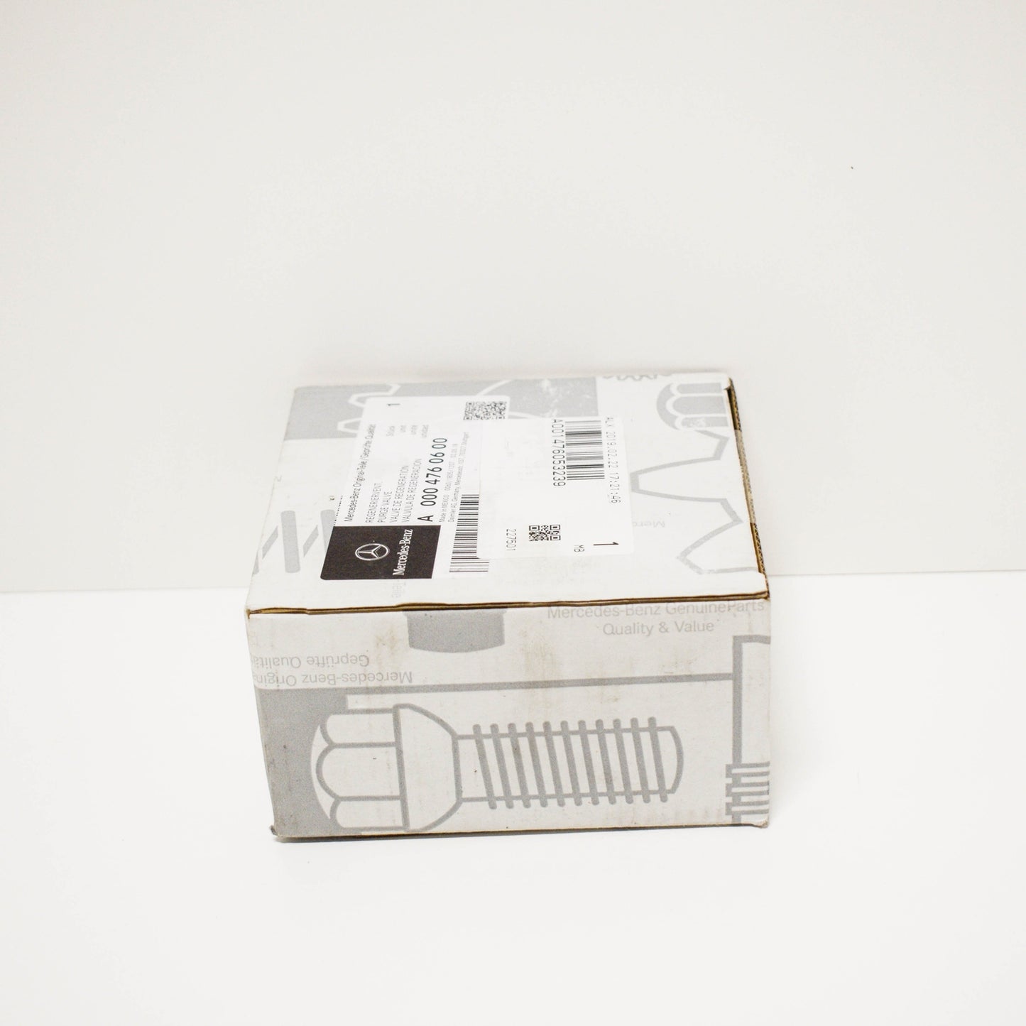 NEW MERCEDES BENZ GLA X156 FUEL PURGE VALVE A0004760600 ORIGINAL